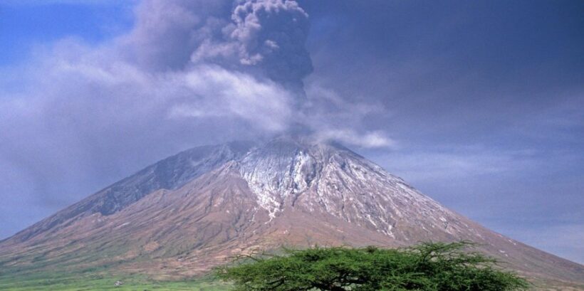 Mt-Oldonyo-Lengai2